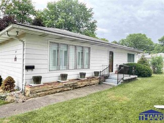737 Walnut St, Clinton, IN 47842