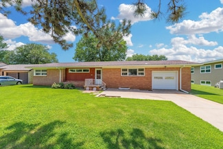 606 N Kansas Ave, Anthony, KS 67003