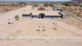 2991 Walnut Creek Rd, Golden Valley, AZ 86413