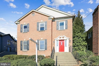 4489 Salem Ln NW, Washington, DC 20007