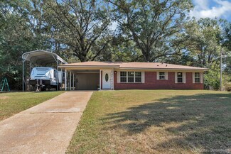 641 Irving Bluff Rd, Shreveport, LA 71107