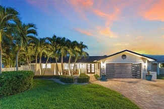 1220 81st St S, Saint Petersburg, FL 33707