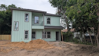 3525 Herrling St, Dallas, TX 75210