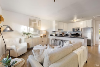 720 Petaluma Blvd S Unit 18, Petaluma, CA 94952