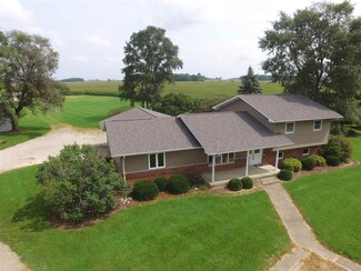1232 E 900 S, Warren, IN 46792
