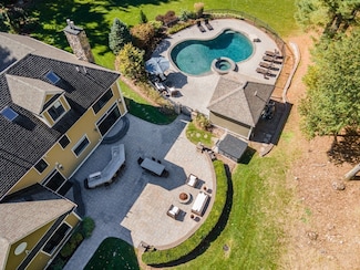 94 Elm St, Medfield, MA 02052