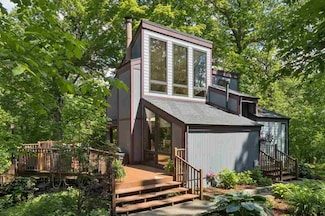 2520 Sugar Bottom Rd NE, Solon, IA 52333