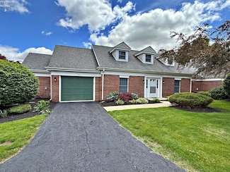 52 Towne and Country Dr, Tiffin, OH 44883