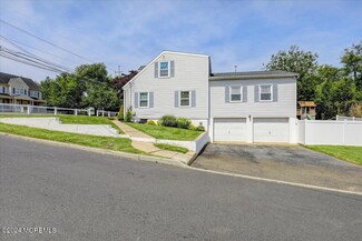 349 Leonardville Rd, Belford, NJ 07718