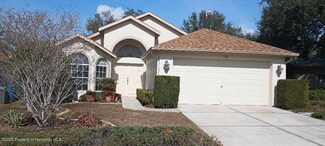 130 Center Oak Cir, Spring Hill, FL 34609