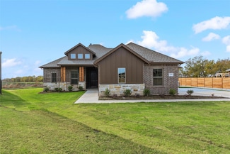 2081 Creekview Ln, Nevada, TX 75173
