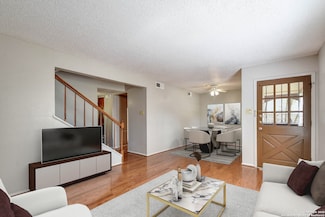 5423 Callaghan Rd, San Antonio, TX 78228