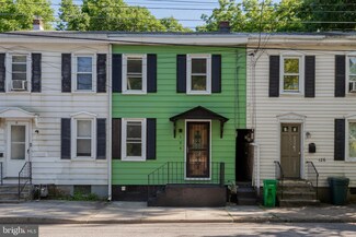 124 W Penn St, Carlisle, PA 17013
