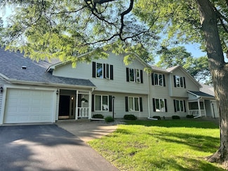 2606 Lake Court Dr Unit 38, New Brighton, MN 55112