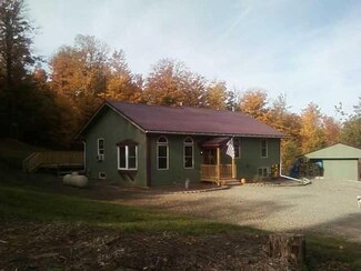 8162 Quanz Rd, Wayland, NY 14572