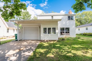 311 N 7th St, Delavan, WI 53115