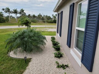 575 SW Bradshaw Cir, Port Saint Lucie, FL 34953