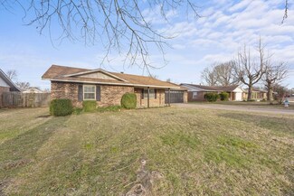 706 Andy St, Springdale, AR 72762