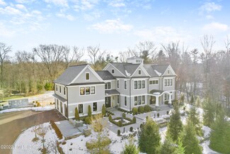 649 River Rd, Cos Cob, CT 06807