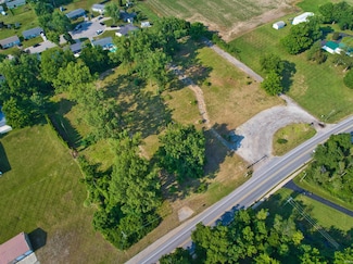 941 E Maumee St, Angola, IN 46703