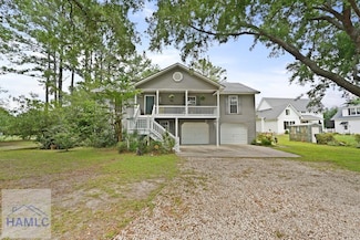 132 River Rd, Midway, GA 31320