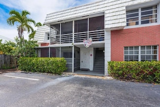 1924 NE 26th St Unit 3, Wilton Manors, FL 33305