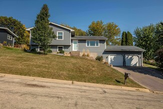 2626 2nd Ave, Monroe, WI 53566