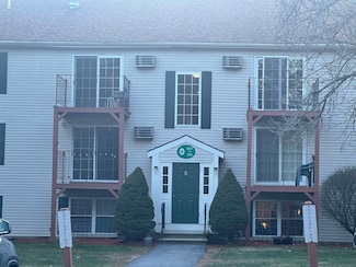 505 White Cedar Blvd, Portsmouth, NH 03801