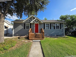 1614 W Hollywood Ave, San Antonio, TX 78201