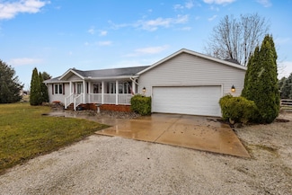 5482 E 400 N, Rolling Prairie, IN 46371