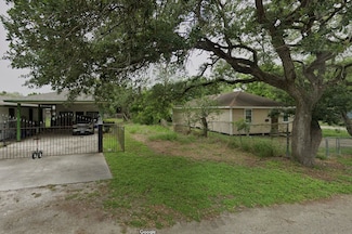 503 West Ave E, Robstown, TX 78380