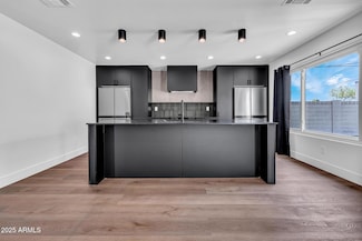 227 E Ellis Dr, Tempe, AZ 85282