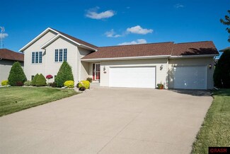 505 Cardinal Dr, Mankato, MN 56001