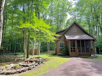 22 Beech Ln, Lake Ariel, PA 18436