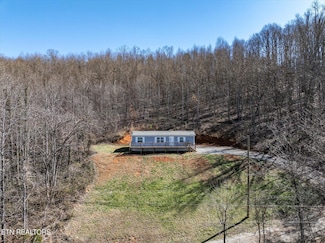 1326 Moss Rd, Philadelphia, TN 37846