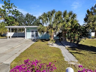 207 Waterway Cir NE, Port Charlotte, FL 33952