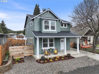 416 NE Wisconsin St, White Salmon, WA 98672