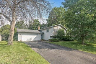 4590 W 131st St, Savage, MN 55378