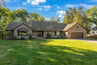 3119 Overlook Dr, Minneapolis, MN 55431