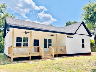 1859 William Smith Rd, Elberton, GA 30635
