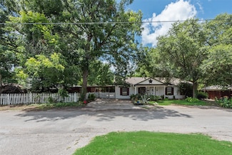 600 Pridmore St, Kaufman, TX 75142