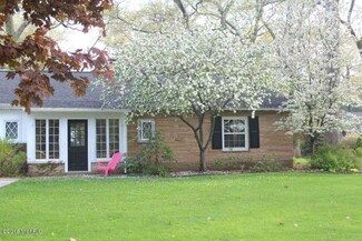 1487 Glen Ave, Muskegon, MI 49441