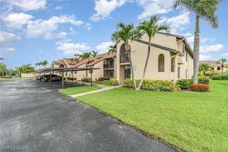 8715 Charter Club Cir Unit 3, Fort Myers, FL 33919