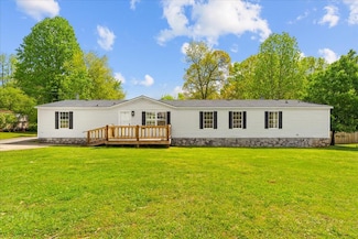 352 Saddle Horse Cir, Tunnel Hill, GA 30755