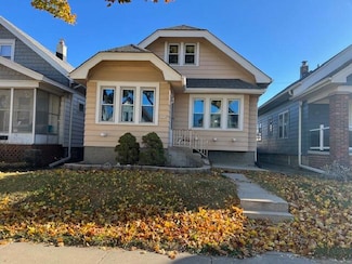 2056 S 71st St, Milwaukee, WI 53219