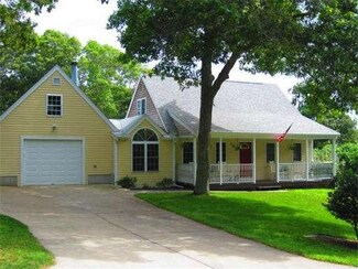 43 Diandy Rd, Sagamore Beach, MA 02562
