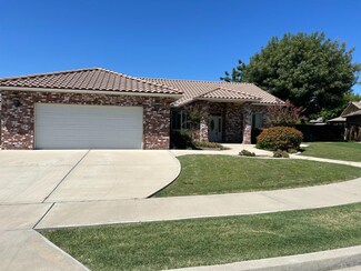 1034 Pillar Ct, Lemoore, CA 93245