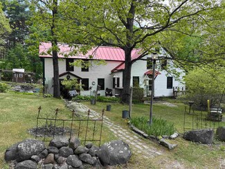 197 Circuit Rd, Ossipee, NH 03864