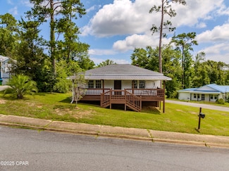961 Morgan Ave, Chattahoochee, FL 32324