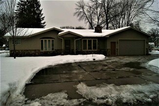 210 Hurley St, Wisconsin Rapids, WI 54495